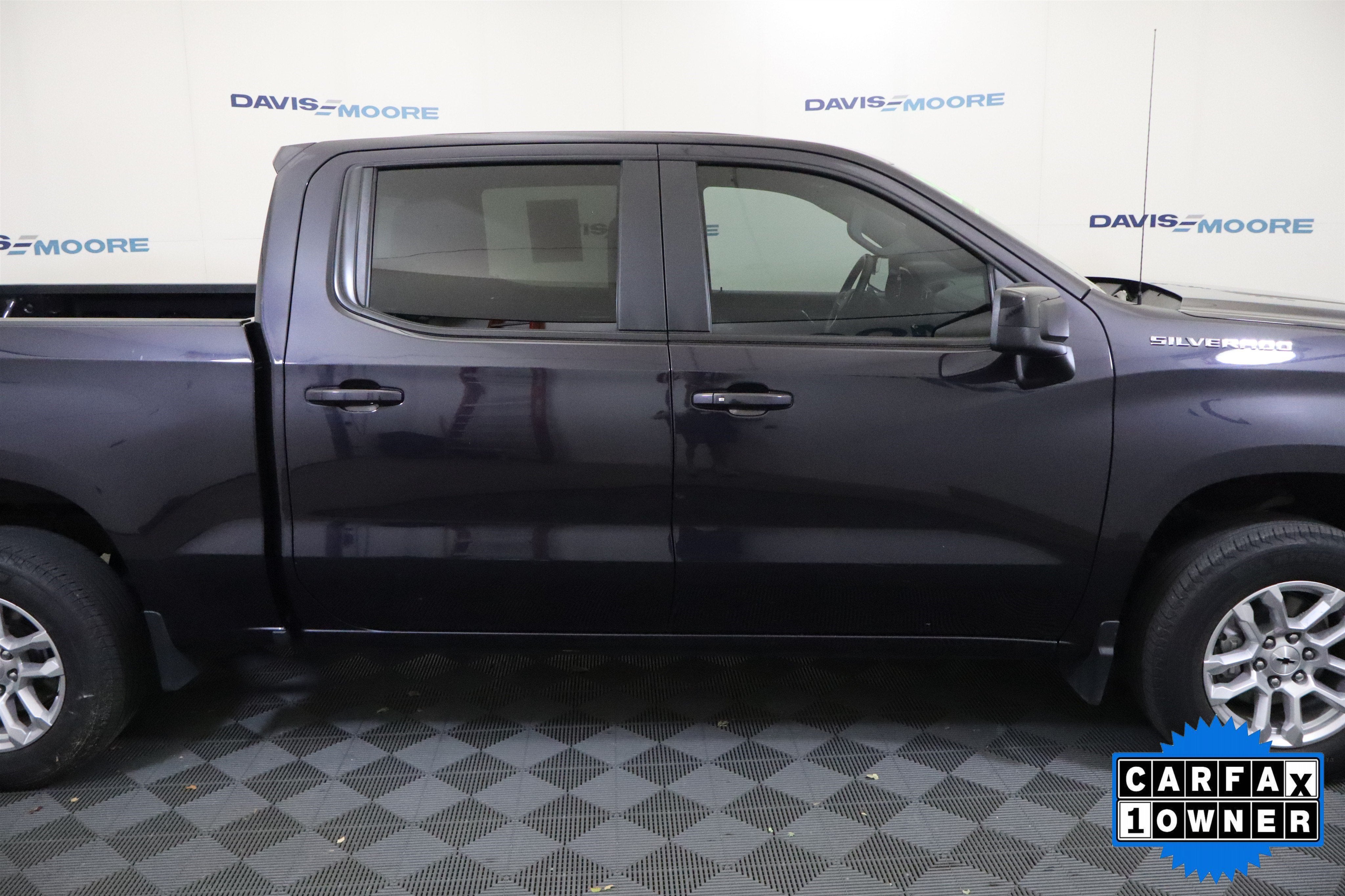 2023 Chevrolet Silverado 1500 RST Crew Cab 4WD