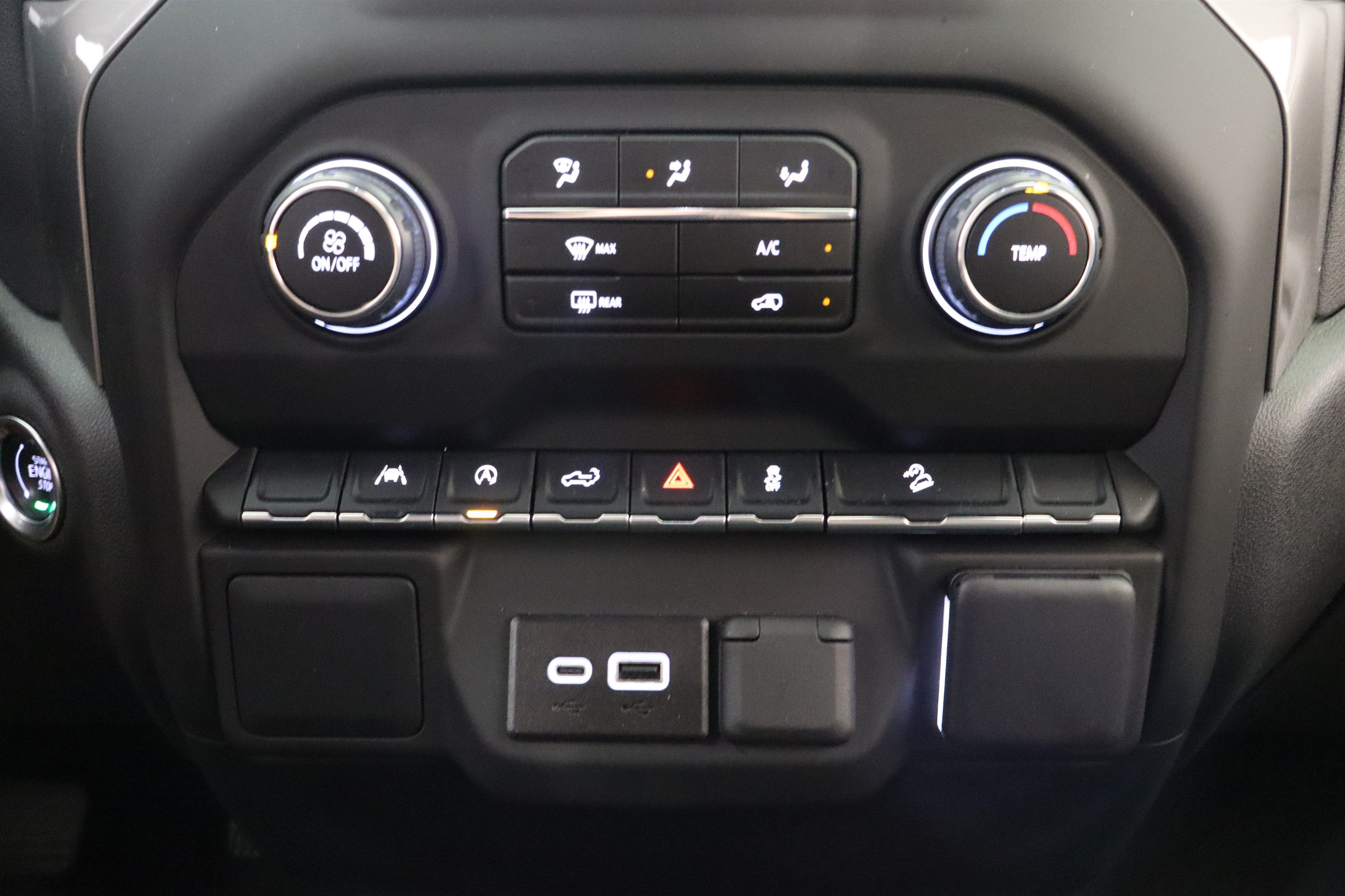 2025 Chevrolet Silverado 1500 Custom Trail Boss Crew Cab 4WD