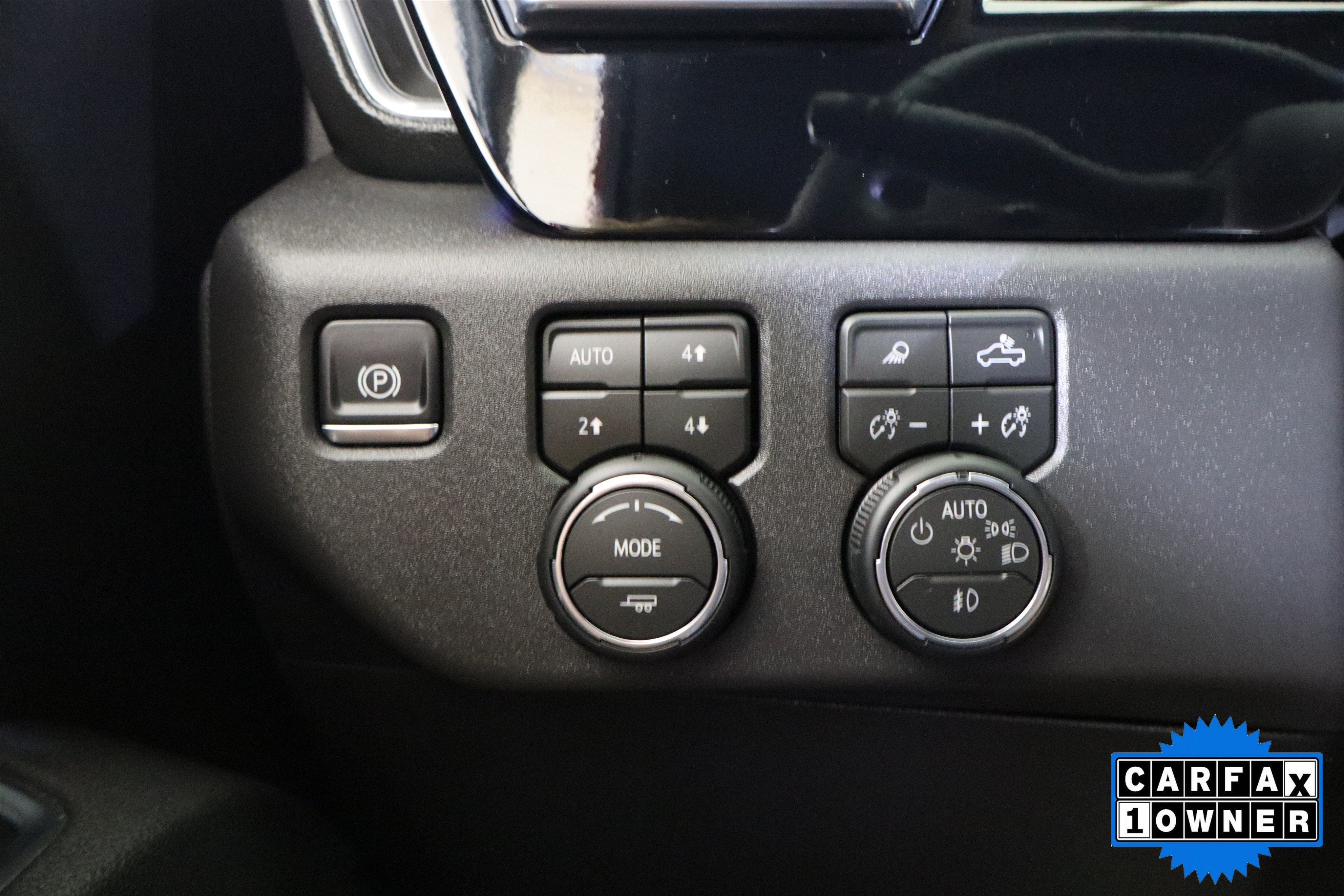 2026 Chevrolet Silverado 1500 LT Trail Boss Crew Cab 4WD