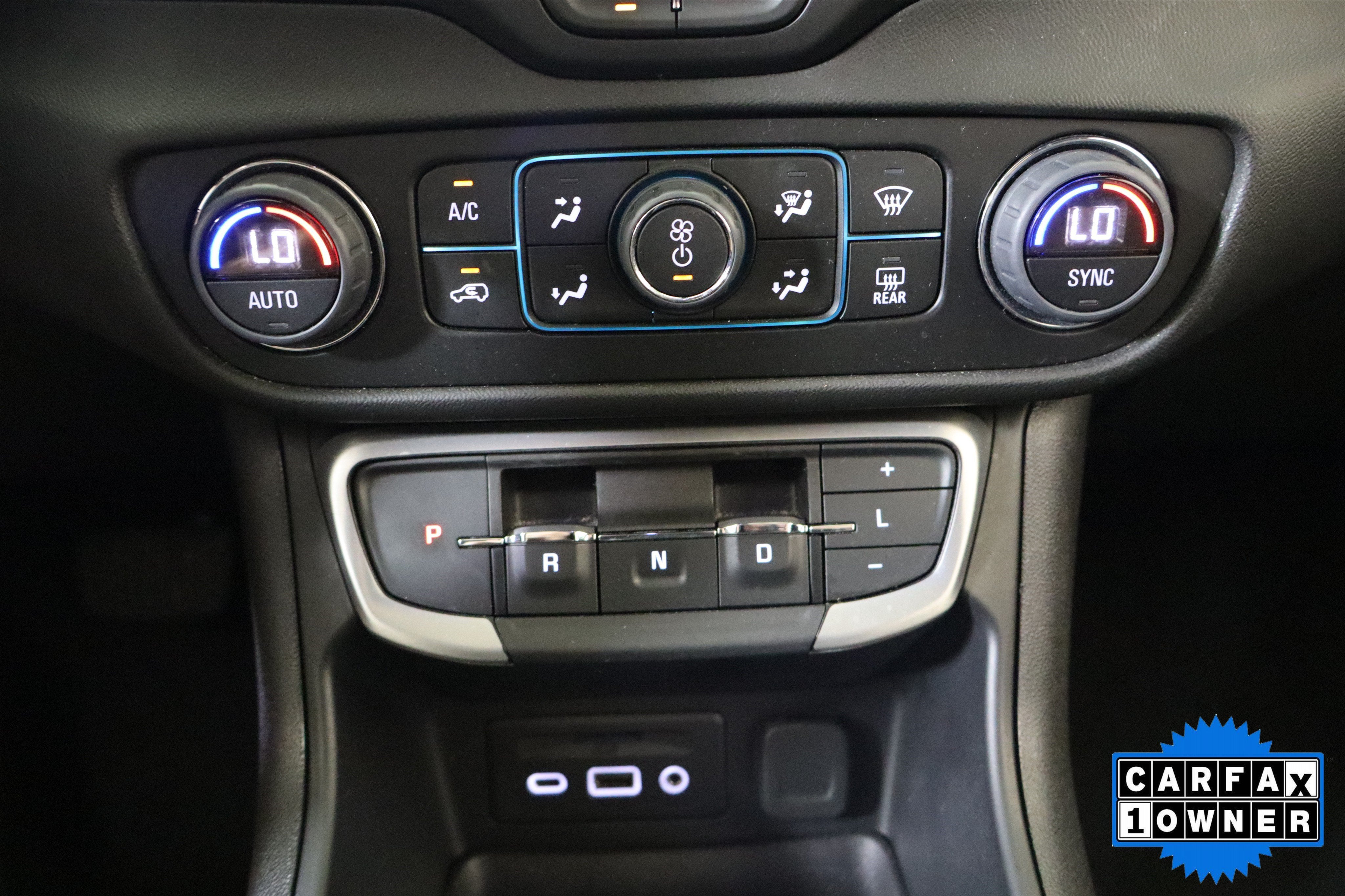 2024 GMC Terrain SLT AWD