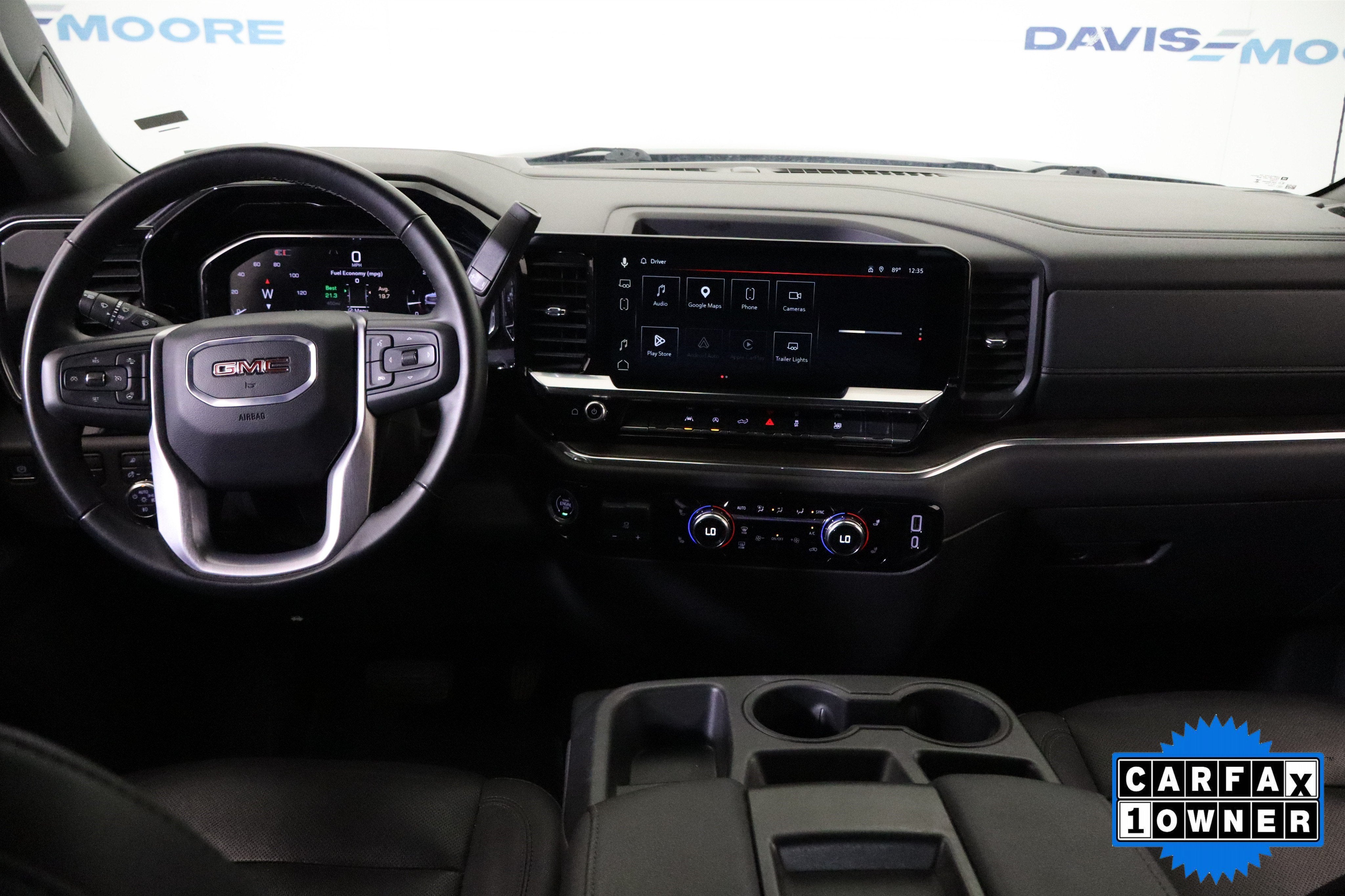 2025 GMC Sierra 1500 SLT Crew Cab 4WD