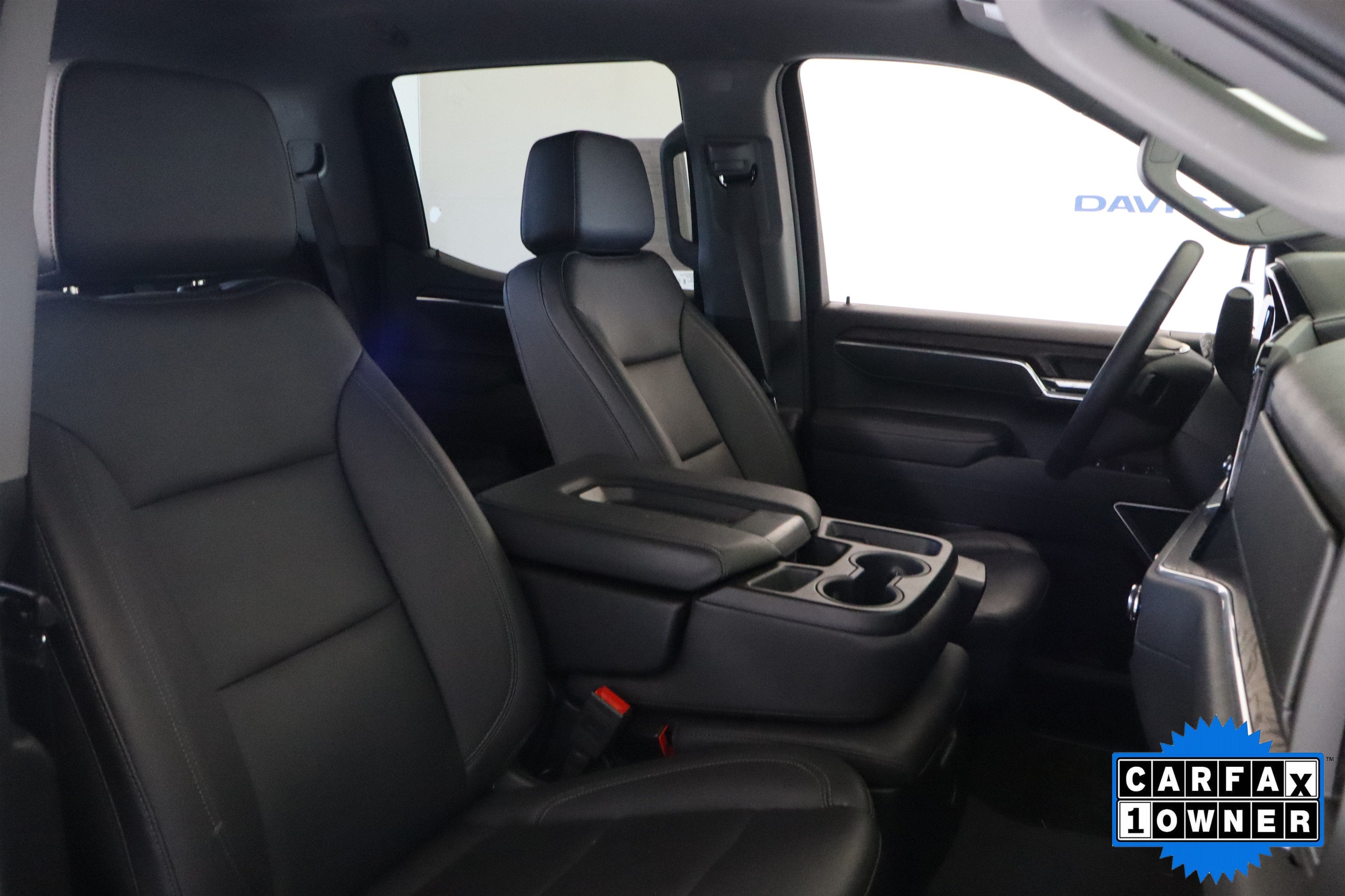 2025 GMC Sierra 1500 SLT Crew Cab 4WD
