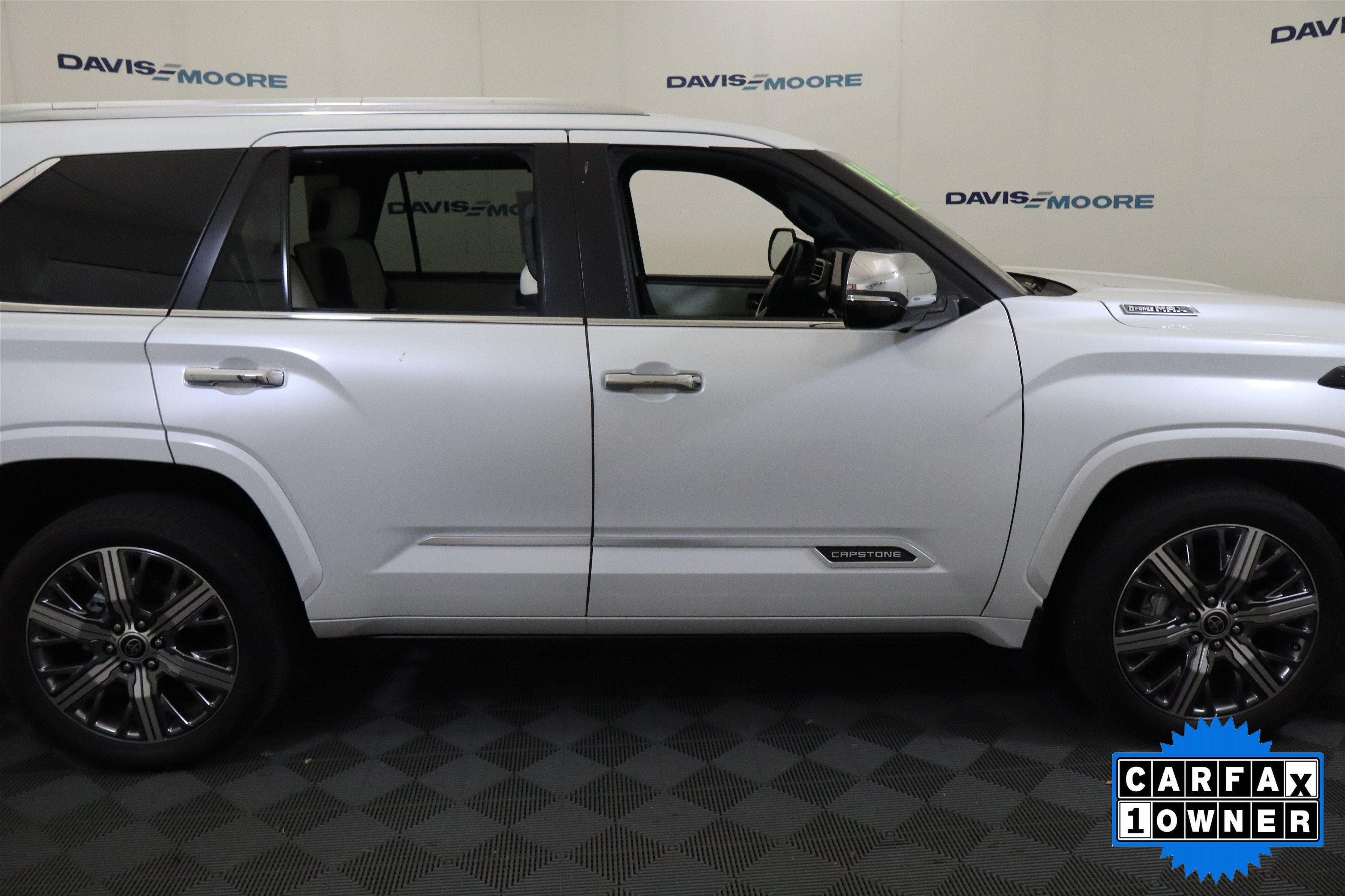 2024 Toyota Sequoia SR5 4WD