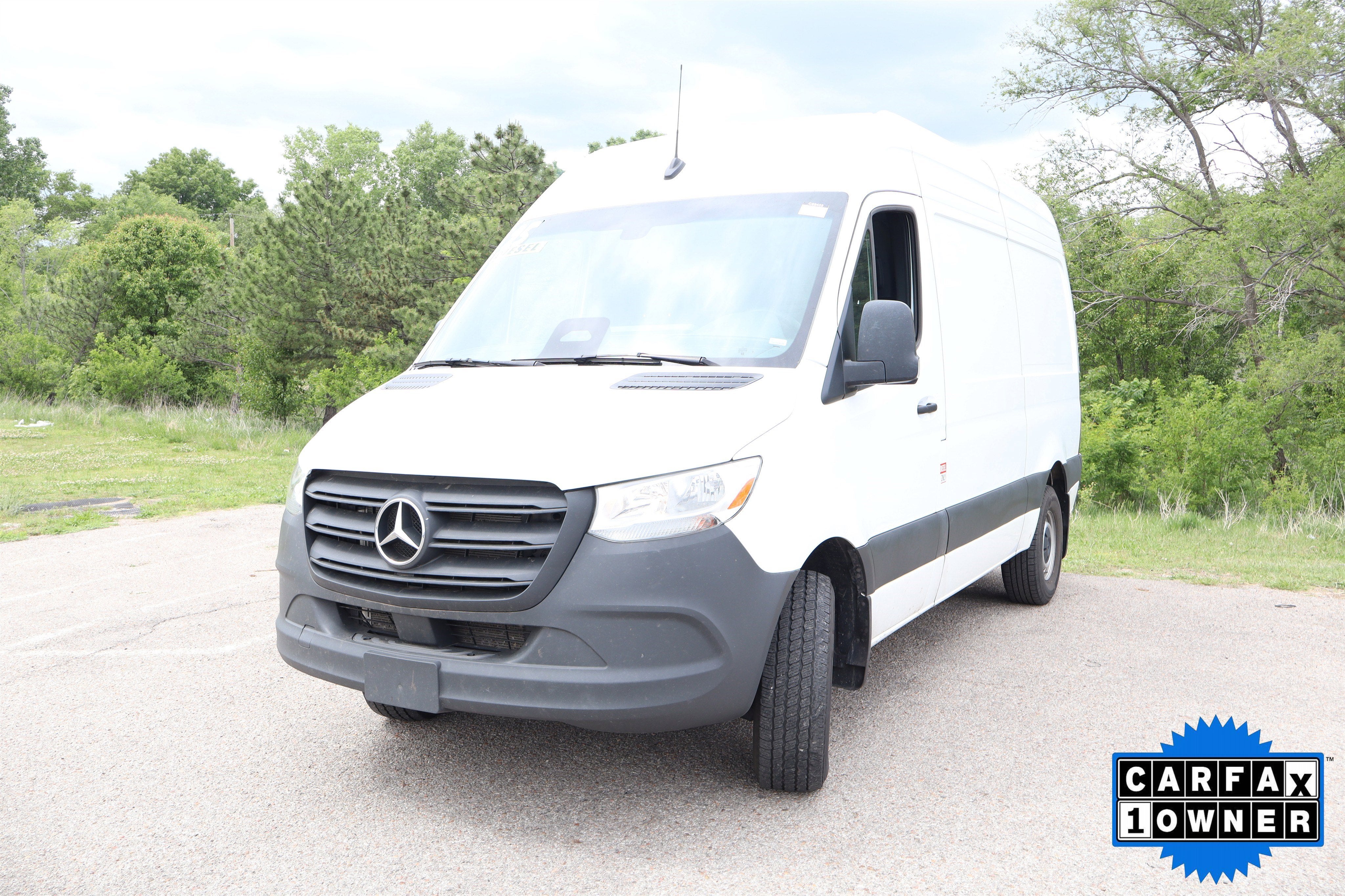 2025 Mercedes-Benz Sprinter Cargo Van Cargo 144 WB