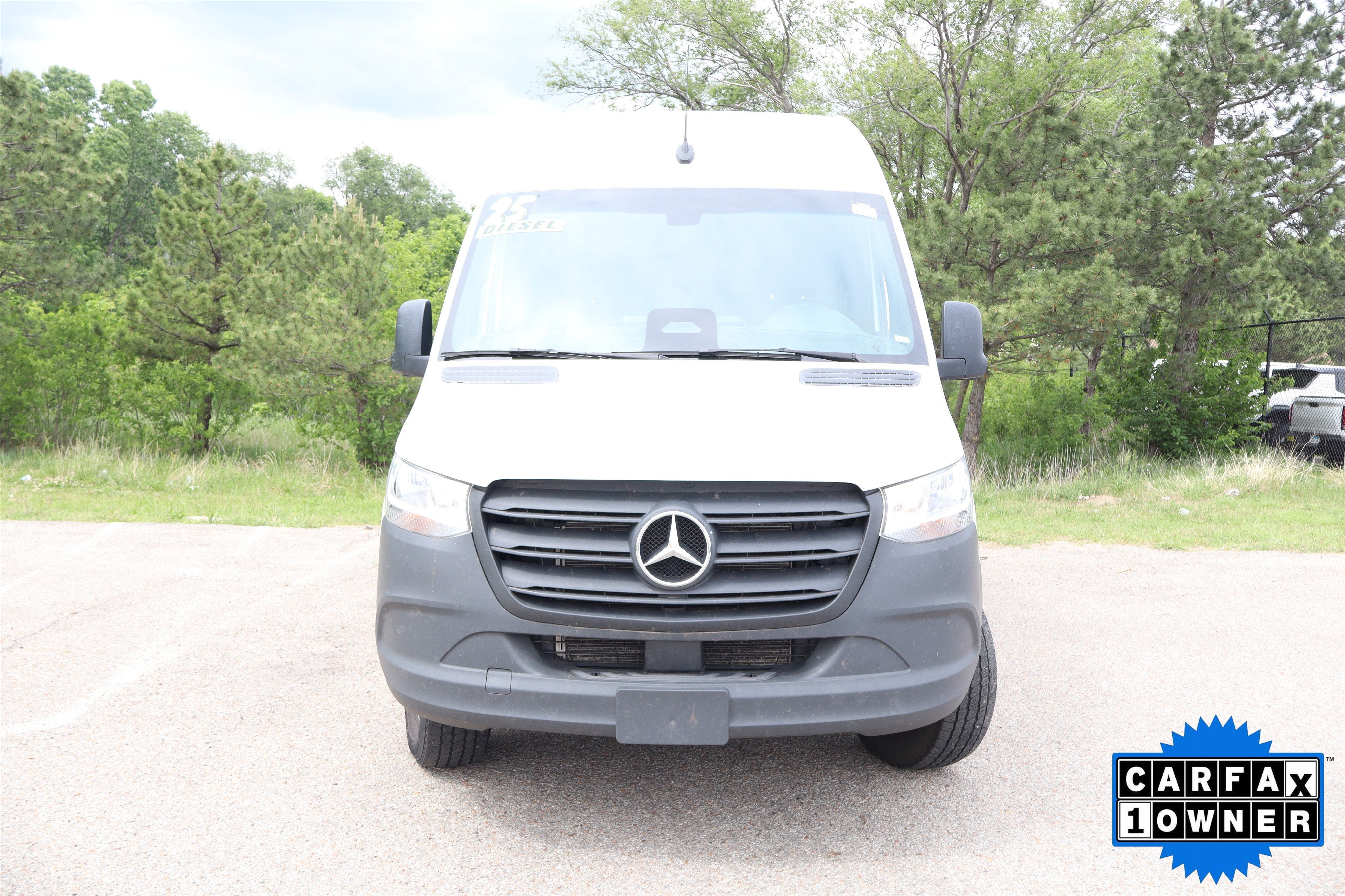 2025 Mercedes-Benz Sprinter Cargo Van Cargo 144 WB