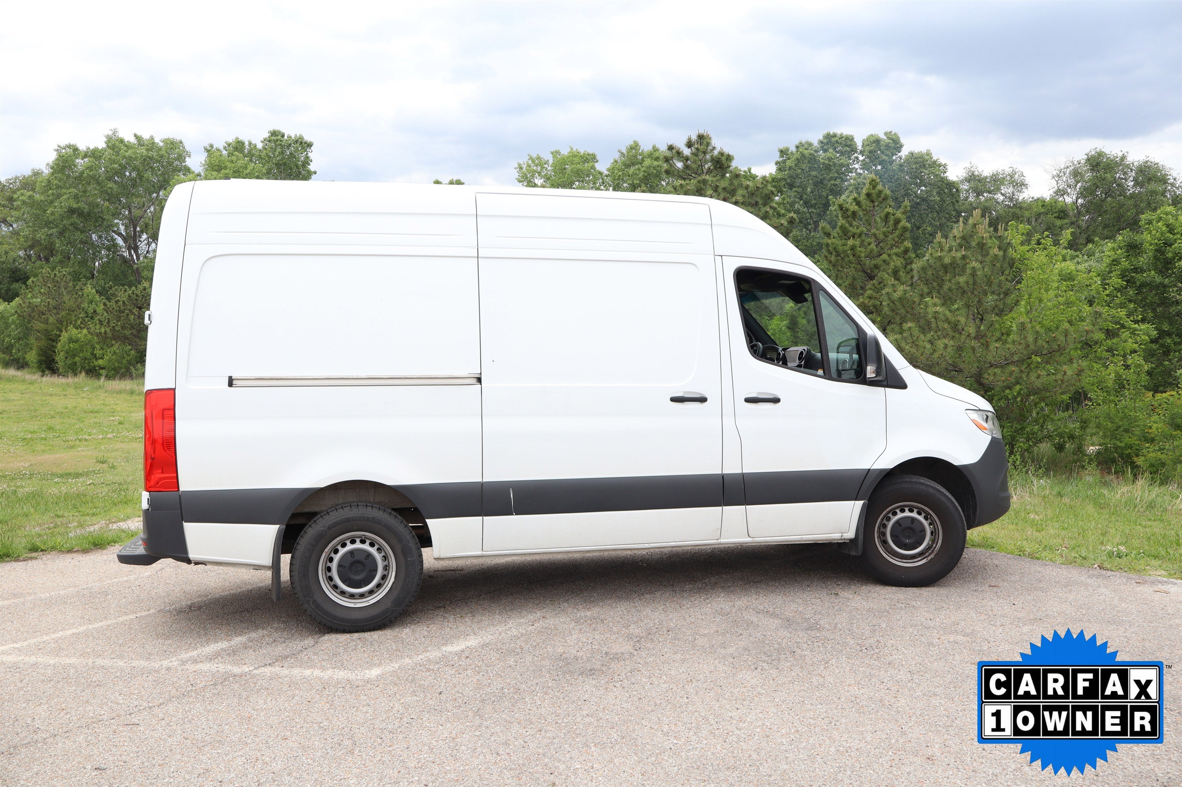 2025 Mercedes-Benz Sprinter Cargo Van Cargo 144 WB