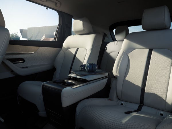 Davis-Moore Mazda in Wichita KS